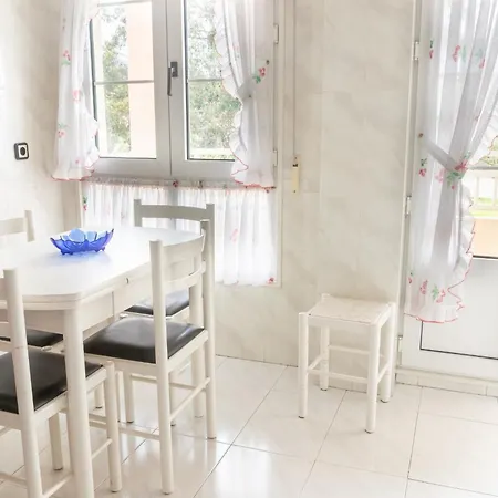 Apartment Duplex Con Gran Terraza Cerca Del Mar - Santona *